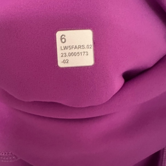 Lululemonn Fast and Free High Rise Tight 25” Pockets Size 6 - Picture 5 of 5